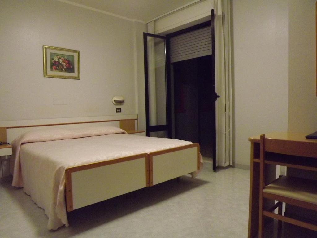 Hotel Cristina Chianciano Terme Room photo